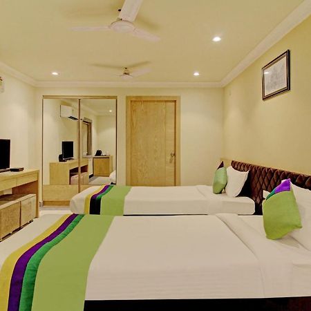 Treebo Asl Prime, Near Ballygunge Railway Station Calcuta Exterior foto