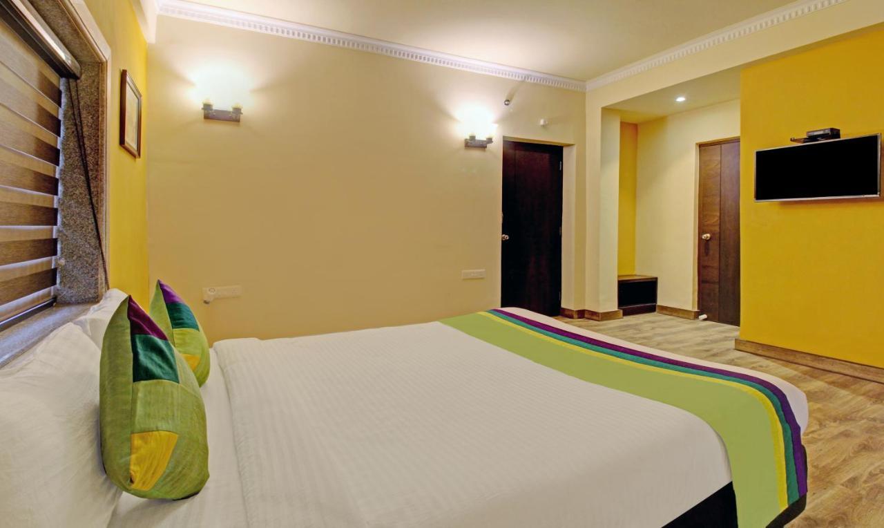 Treebo Asl Prime, Near Ballygunge Railway Station Calcuta Exterior foto