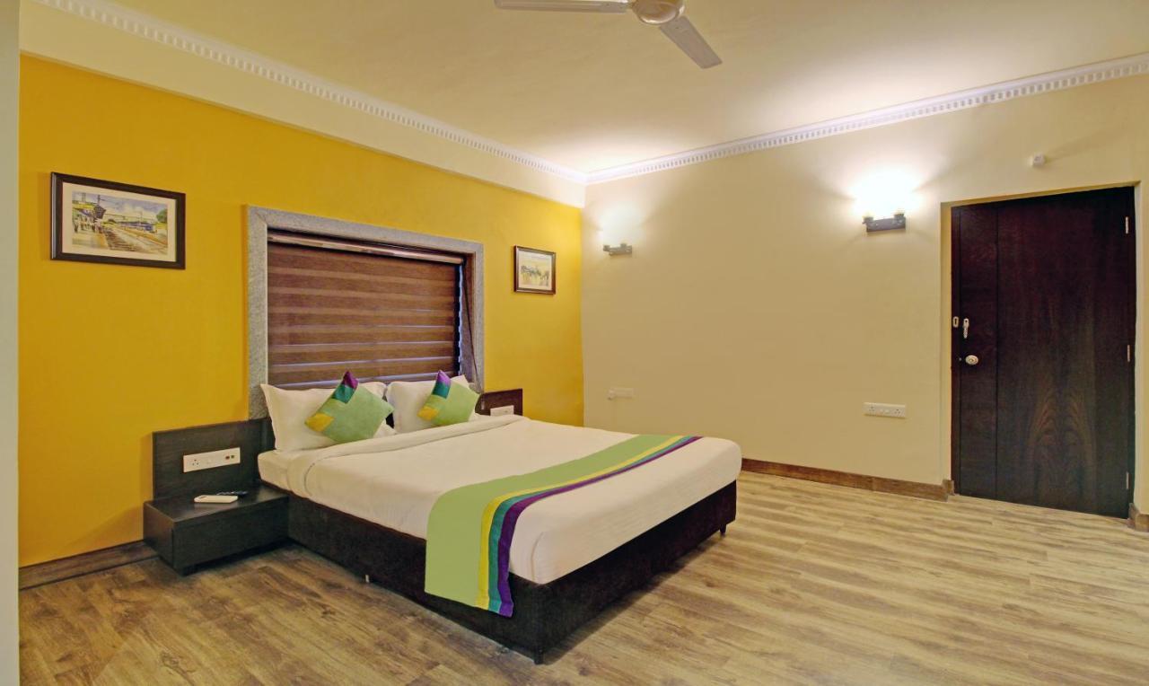 Treebo Asl Prime, Near Ballygunge Railway Station Calcuta Exterior foto